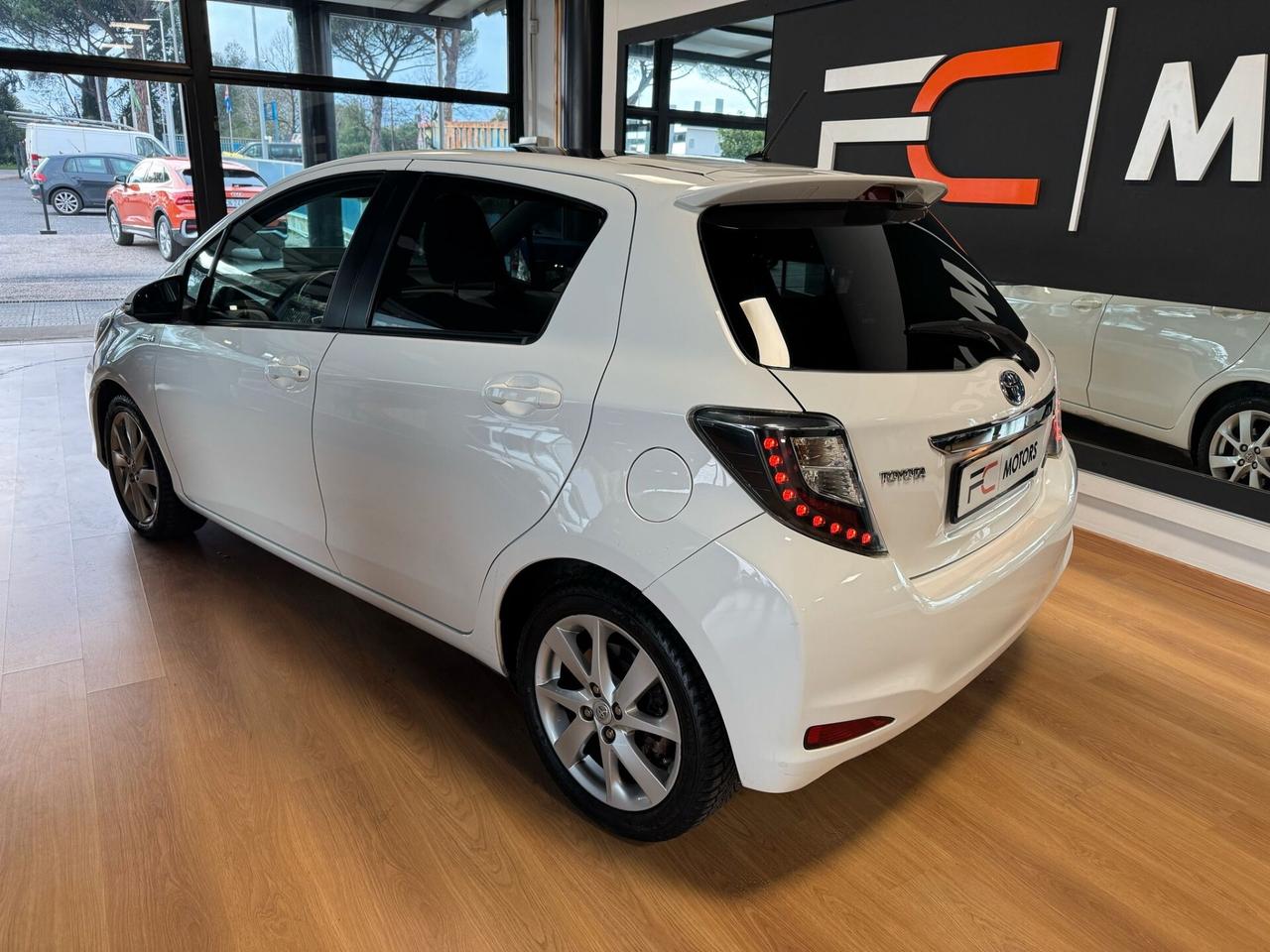 Toyota Yaris 1.5 Hybrid 5 porte Lounge