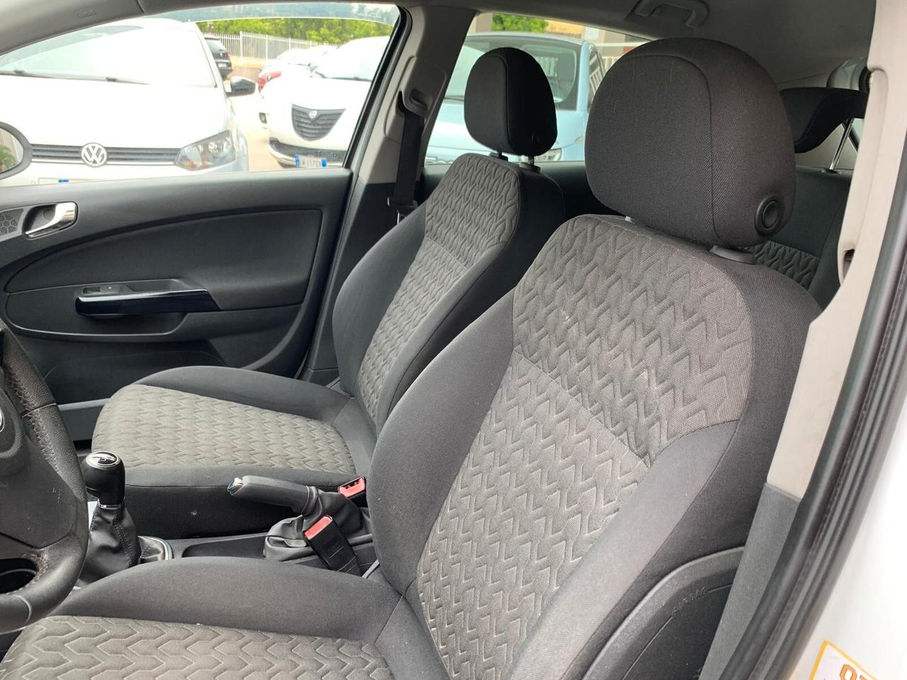 Opel Corsa 1.2 5 porte Sport