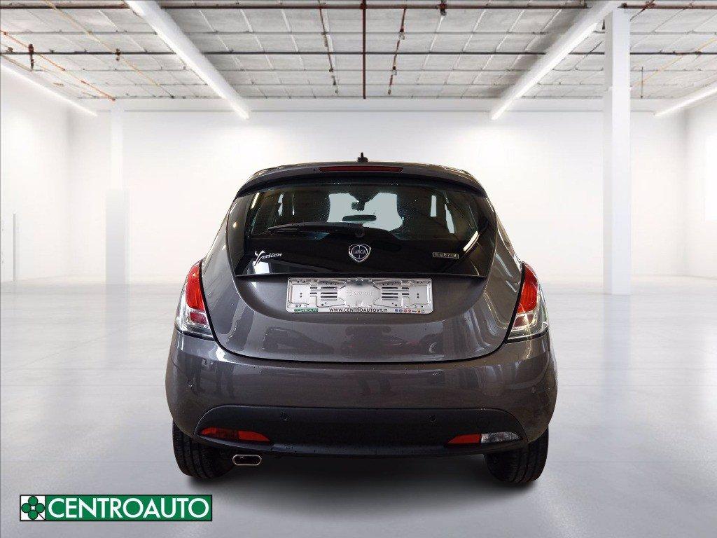 LANCIA Ypsilon 1.0 firefly hybrid Gold s&s 70cv 5p.ti del 2023