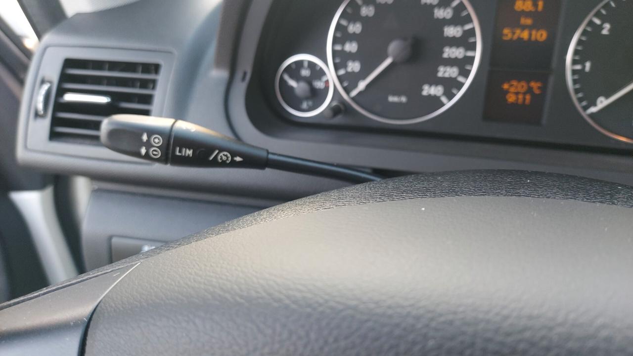 Mercedes-benz A 160 - Benzina - AUTOMATICA