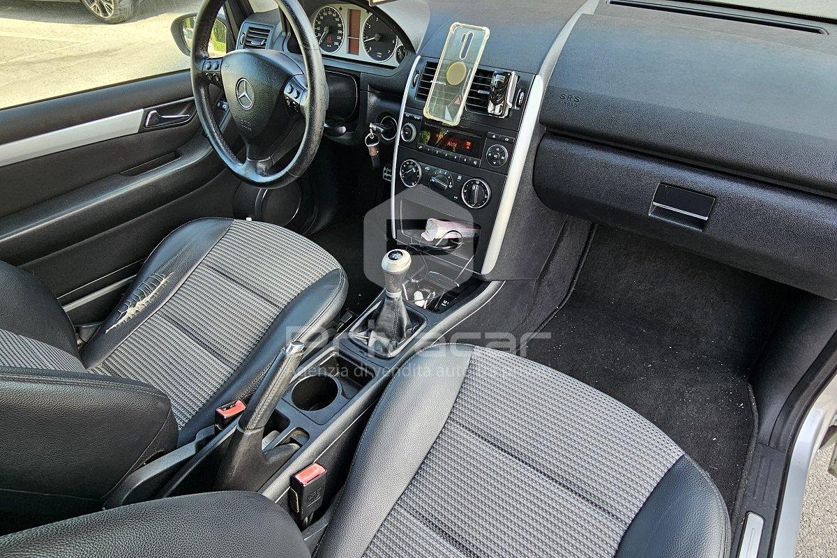 MERCEDES A 170 Coupé Avantgarde