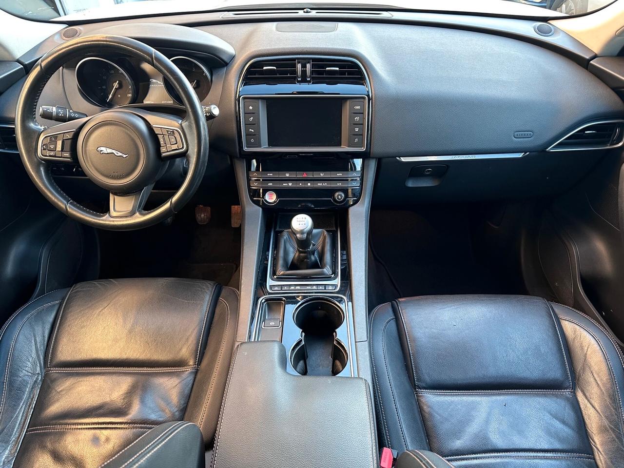 Jaguar F-Pace 2.0 D 180 CV AWD Pure*EURO6*PELLE