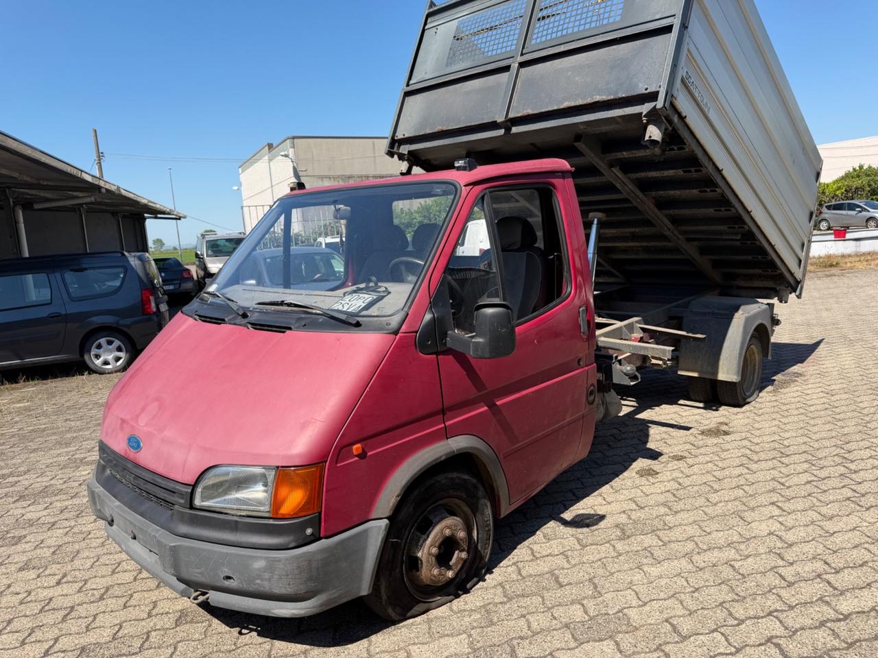 Ford Transit 100 2.5 diesel PL Cabinato
