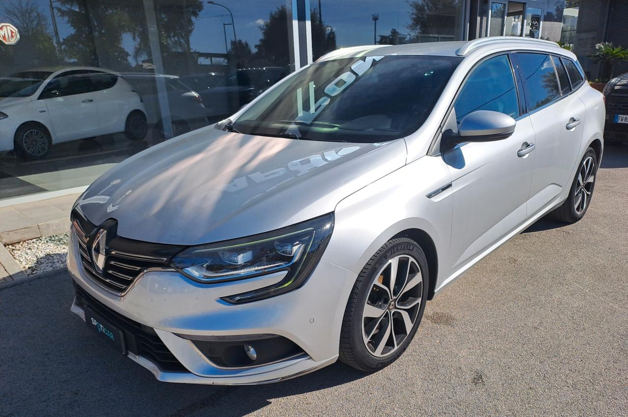 Renault Megane Blue 1.5 dCi 115 CV Intens 19