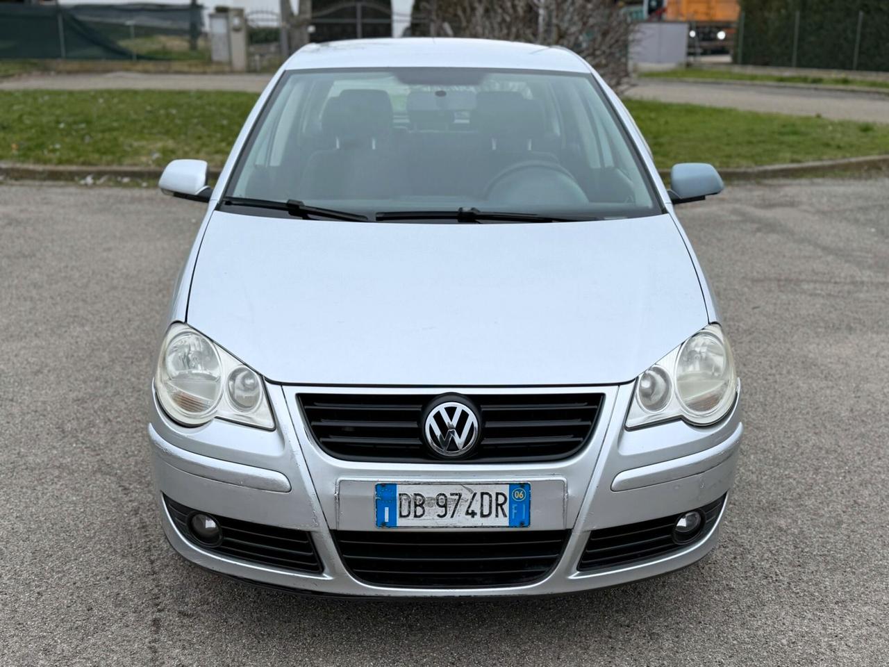 VOLKSWAGEN POLO 1.4 BENZINA AUTOMATICO
