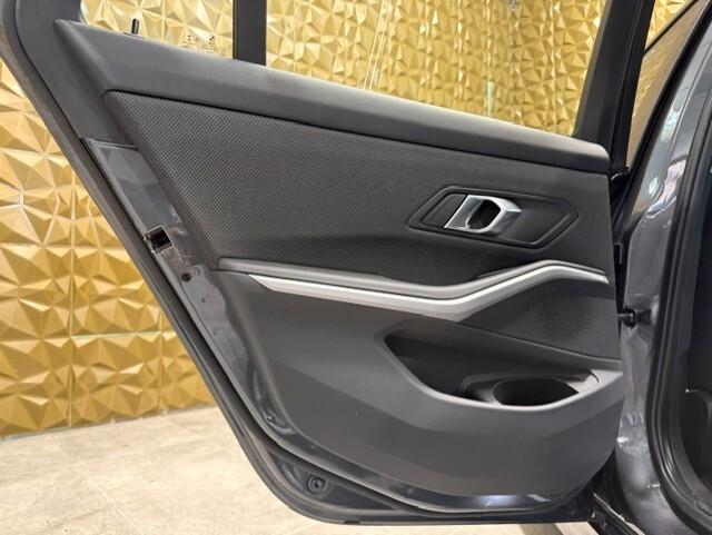 Bmw 318d Touring Business Advantage aut.