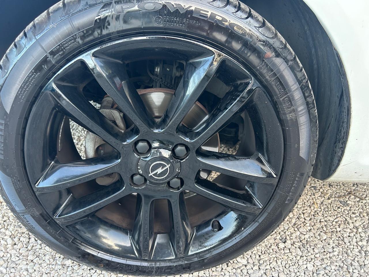 Opel Corsa 1.3 CDTI B-COLOR NEOPATENTATI