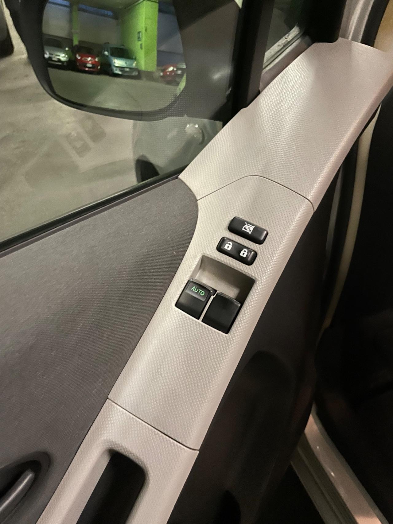 Toyota Yaris 1.0 Neopatentati Euro 5