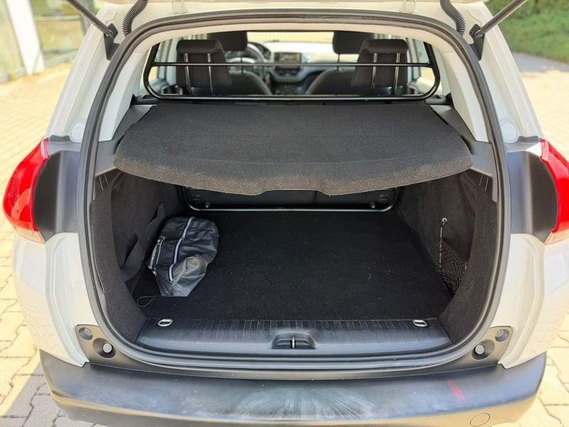 Peugeot 2008 2008 1.6 bluehdi Active 75cv Autocarro N1, 4 posti