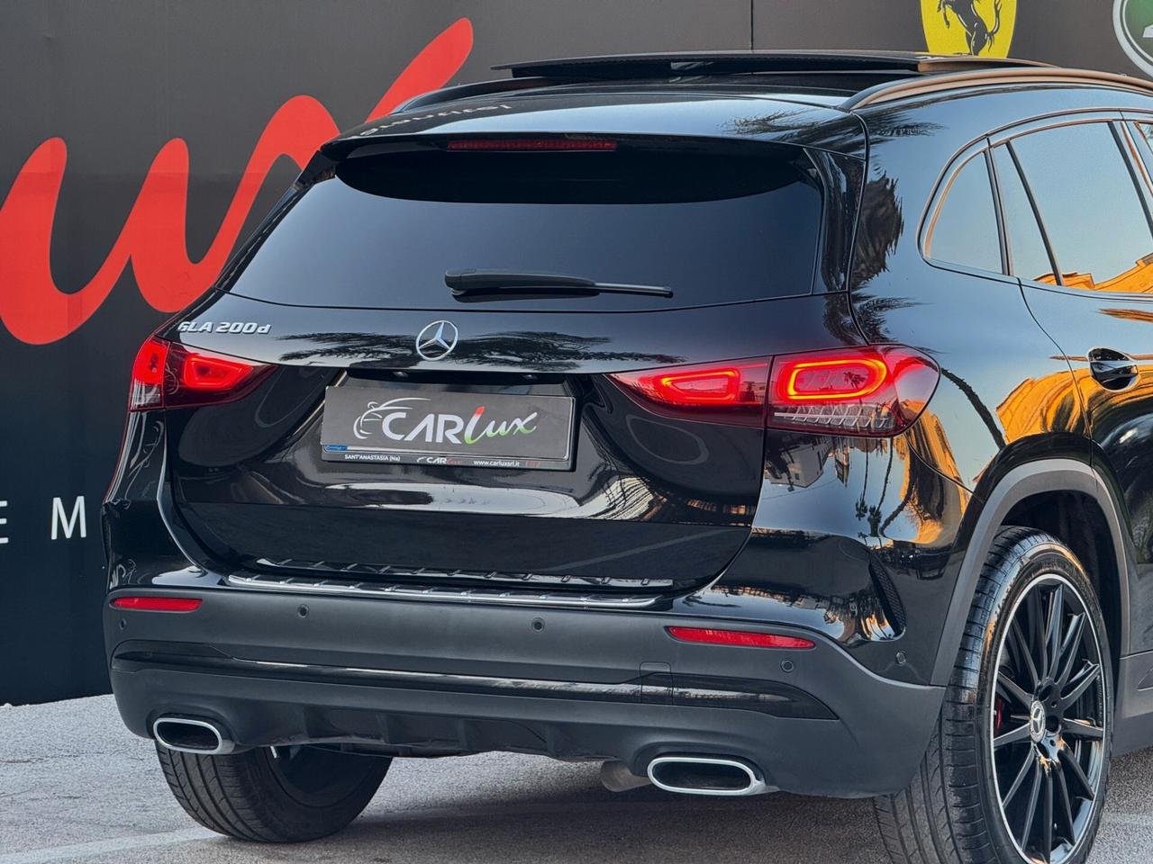 Mercedes-Benz GLA 200 d Premium AMG TETTO INT ROSSI