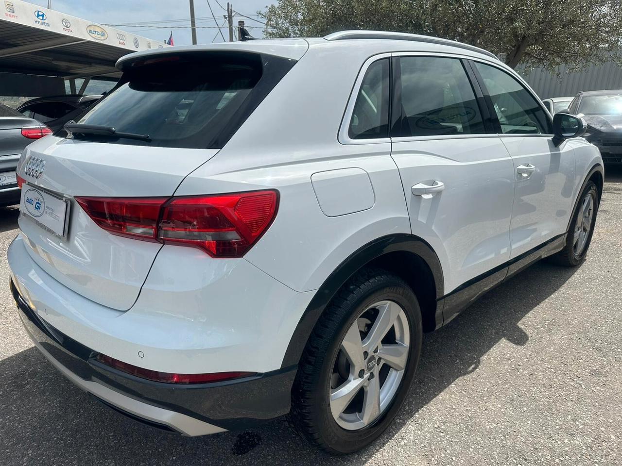 Audi Q3 35 TDI S tronic Business Advanced