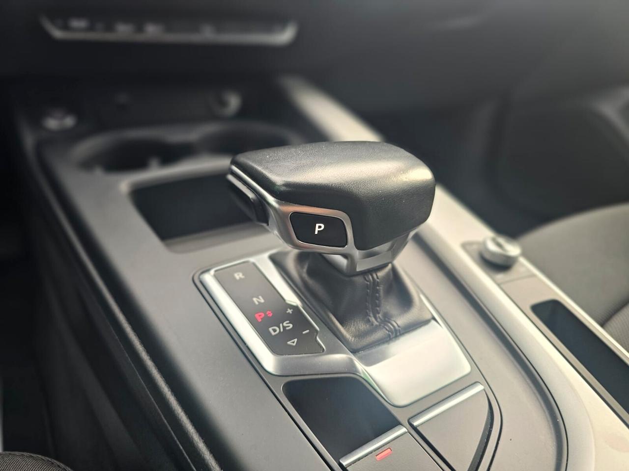 Audi A4 Avant 40 TDI S tronic Business