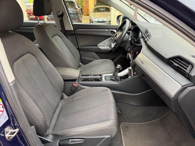 AUDI Q3 2.0 TDI 150 CV Business