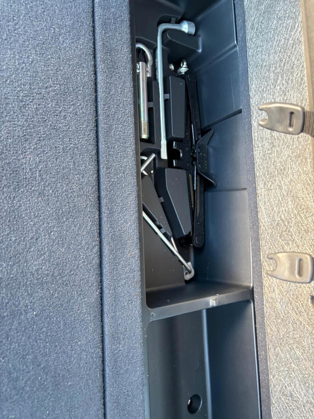 Toyota Verso 1.6 Sol CON SOLI 91.900 KM CERTIFICATI TOYOTA UNICO PROPRIETARIO, 5 posti