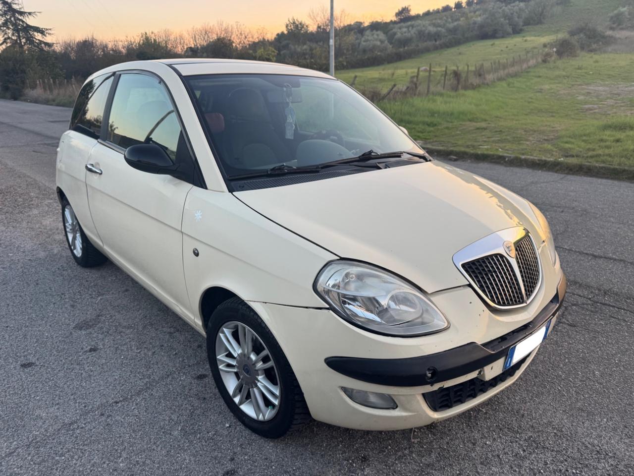 Lancia Ypsilon 1.3 Multijet 16V Platino