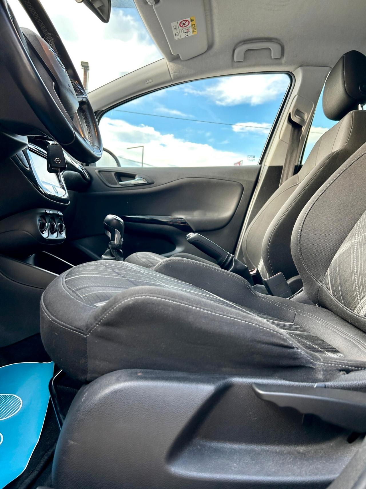 Opel Corsa 1.2 5 porte b-Color - OK NEOPATENTATO