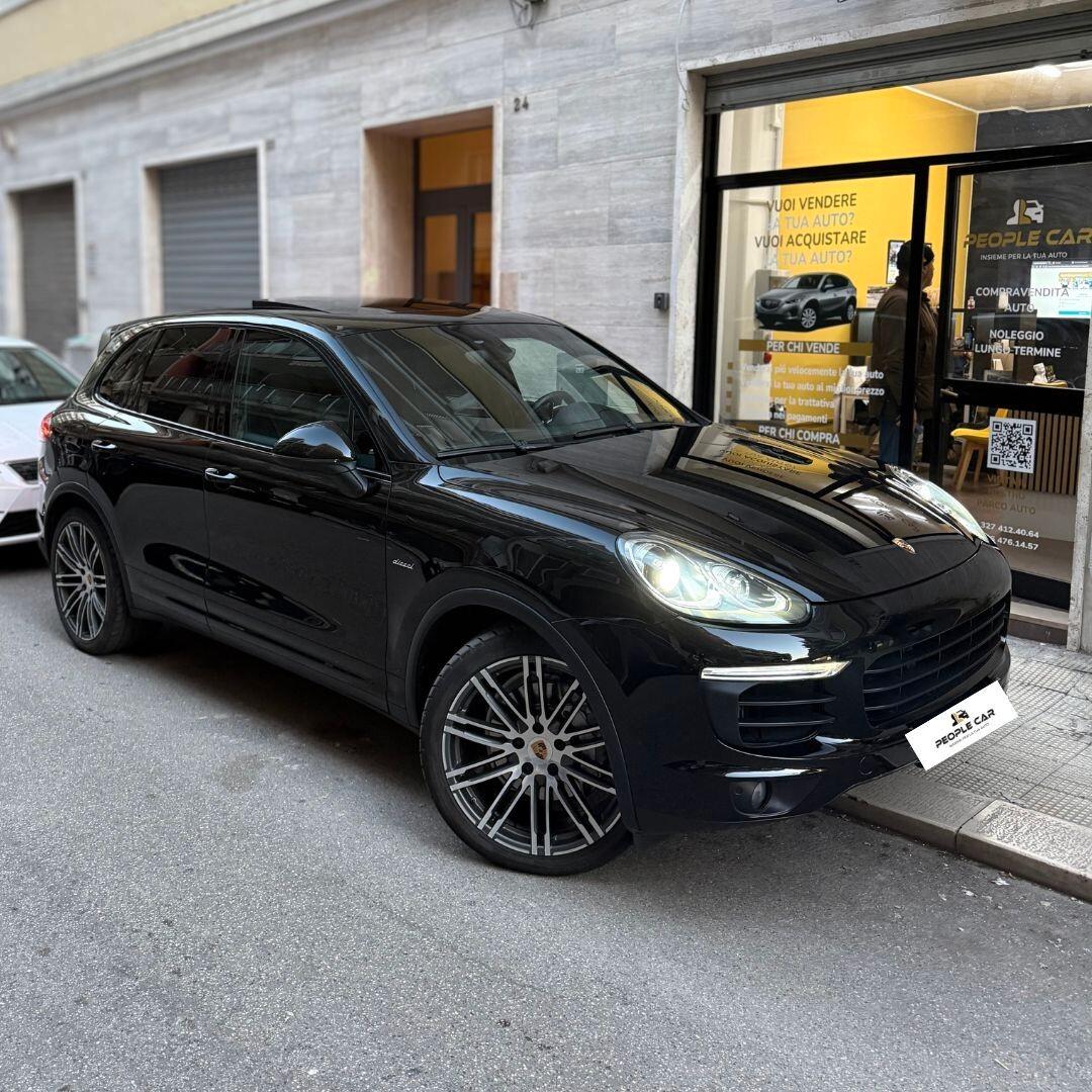 Porsche Cayenne 3.0 V6 262cv **FULL OPTIONAL**