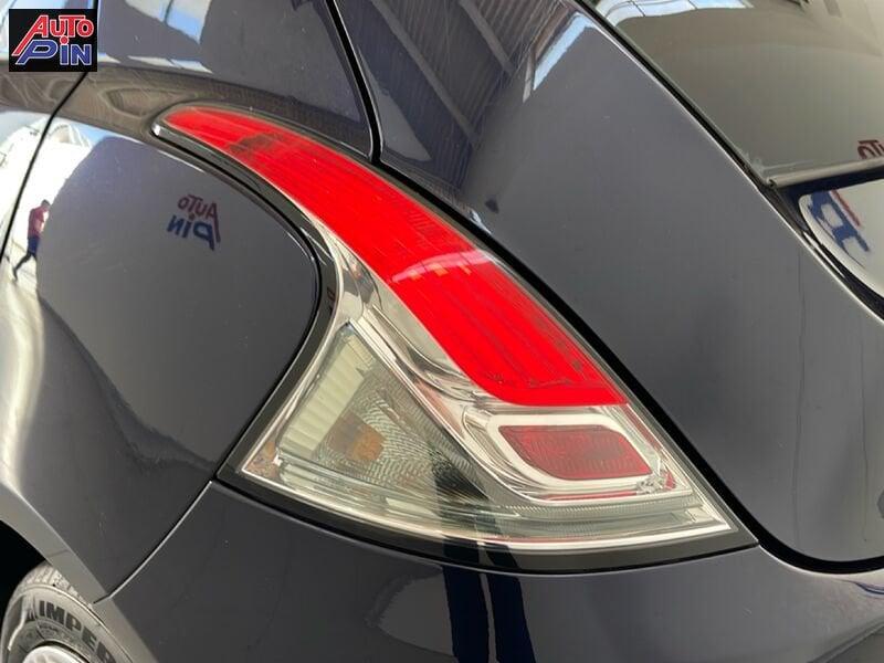 Lancia Ypsilon 1.2 69cv Gold