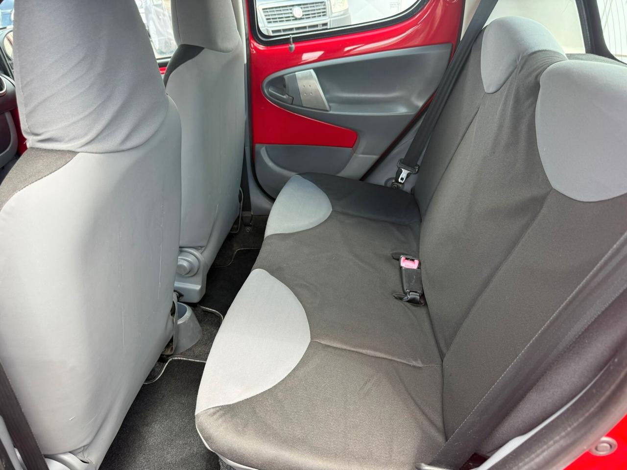 Peugeot 107 1.0 68CV 5p. Desir