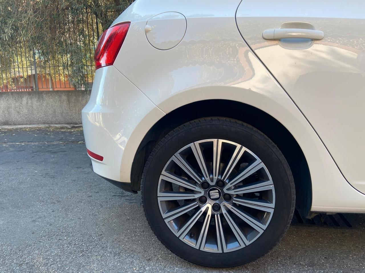 Seat Ibiza 1.4 TDI 90 CV CR 5p. Connect Grey