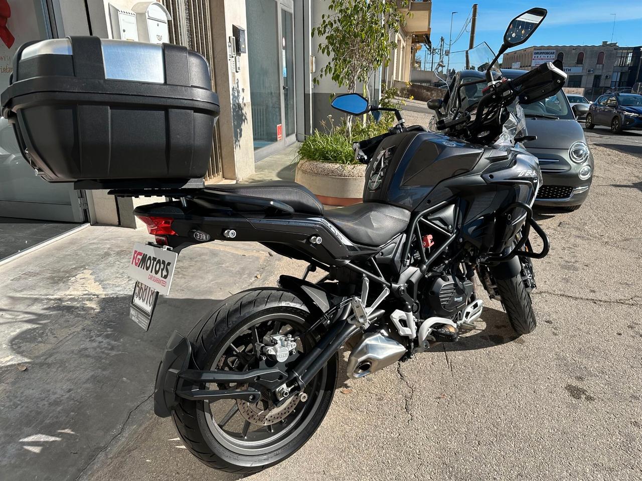 Benelli TRK 502 Strada