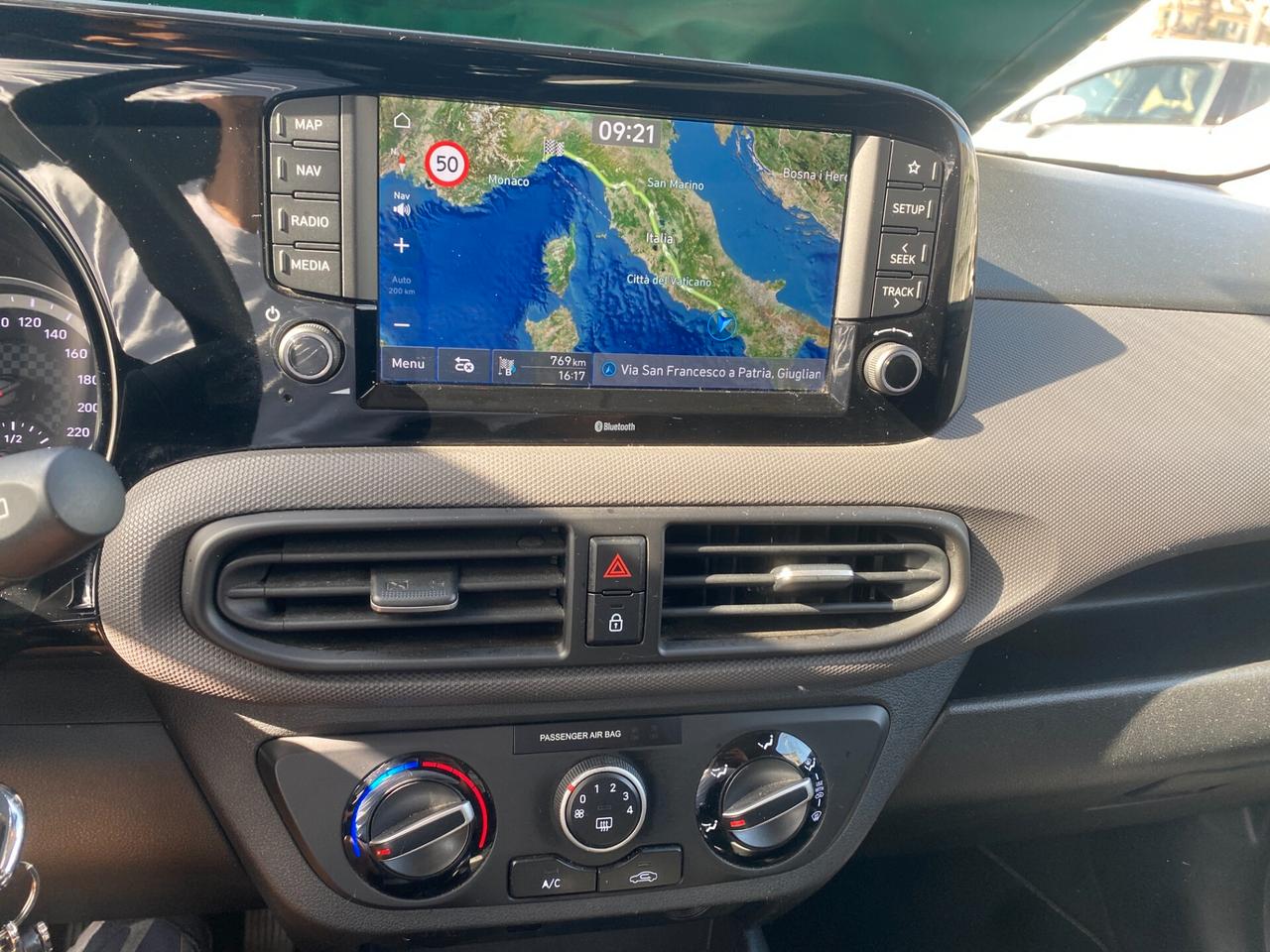 Hyundai i10 1.0 2021 SUPER ACCESSORIATA