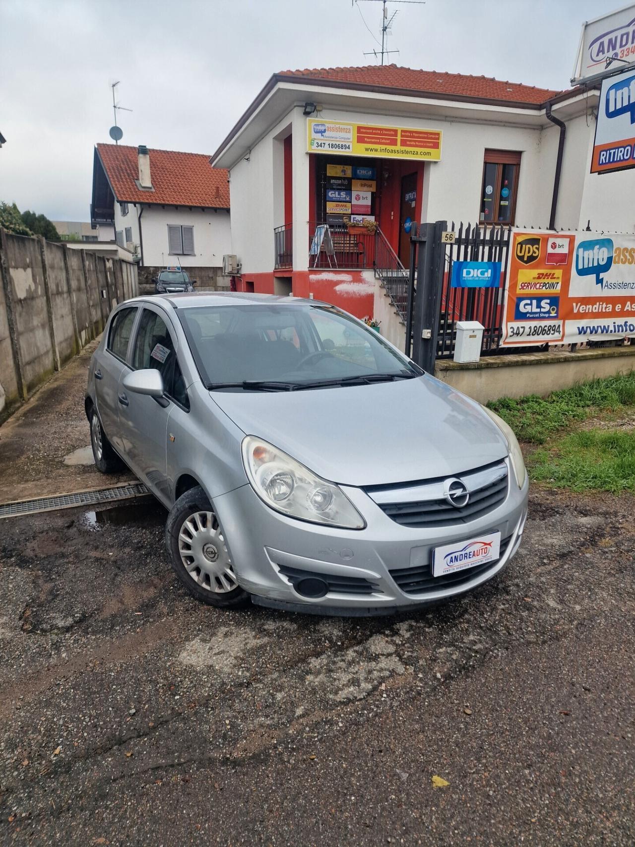 Opel Corsa 1.2 5 porte Club