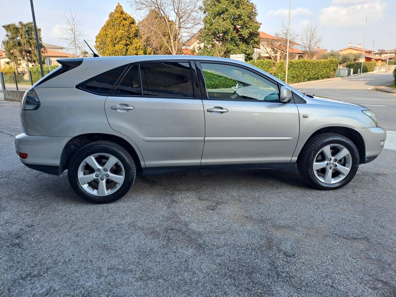 Lexus RX 300 Ambassador