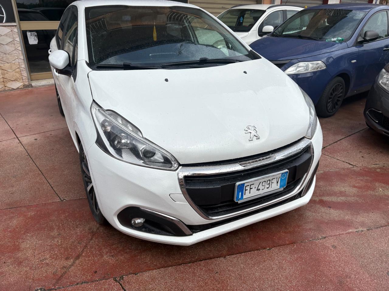 Peugeot 208 1.4 HDi 68 CV 5 porte Active