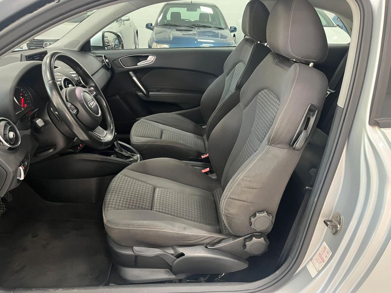 Audi A1 3p 1.4 tfsi 122cv s-tronic