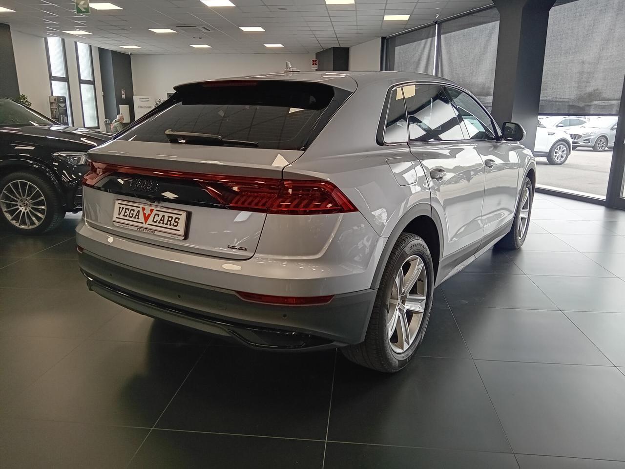 Audi Q8 RS TFSI V8 MHEV quattro tiptronic