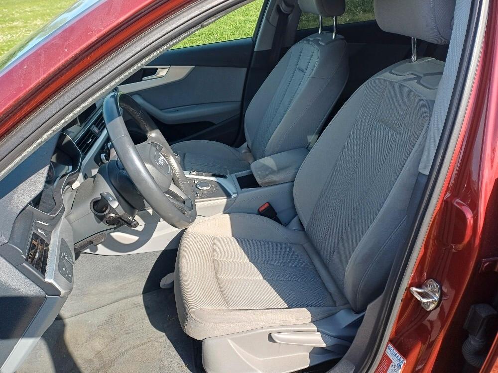 Audi A4 Avant 2.0 TDI 150 CV 2017 Incidentata