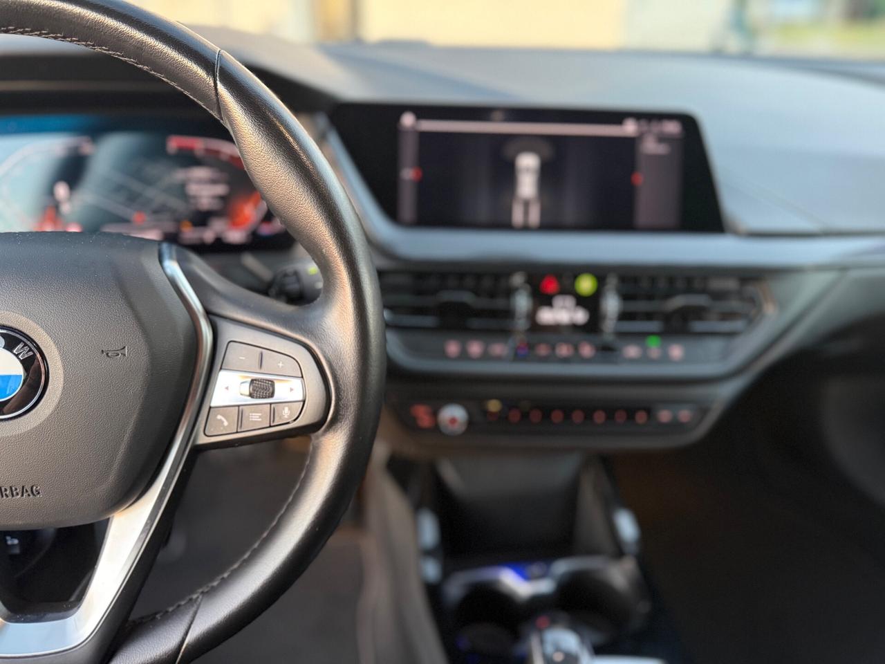 Bmw 116d 5p. Sport Automatica