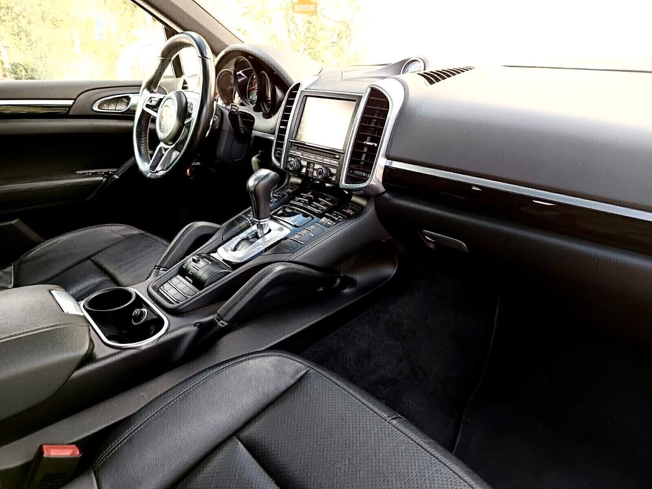 Porsche Cayenne 3.0 Diesel Restyling UNIPRO