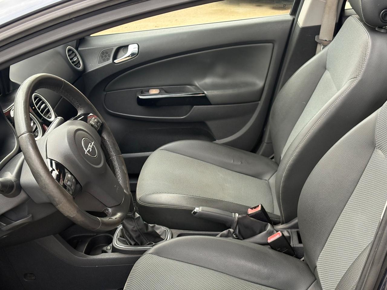 Opel Corsa 1.2 5 porte Cosmo TETTO PANORAMICO