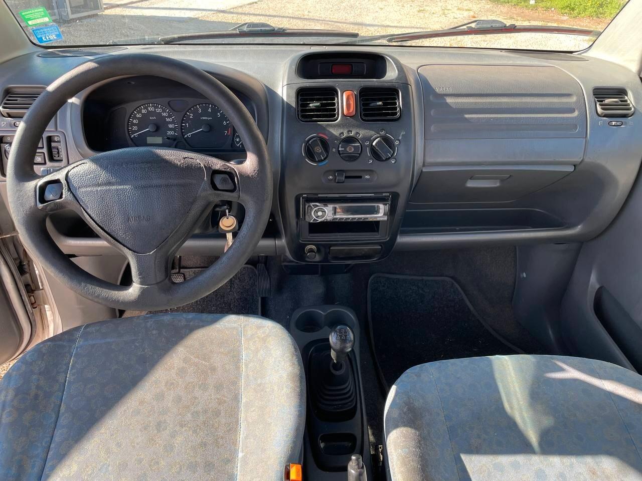 SUZUKI WAGON R 1.3 B - 2001