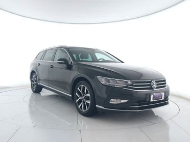 VOLKSWAGEN Passat Variant 2.0 tdi Elegance 150cv dsg CAMERA+ALCANTARA+ACC
