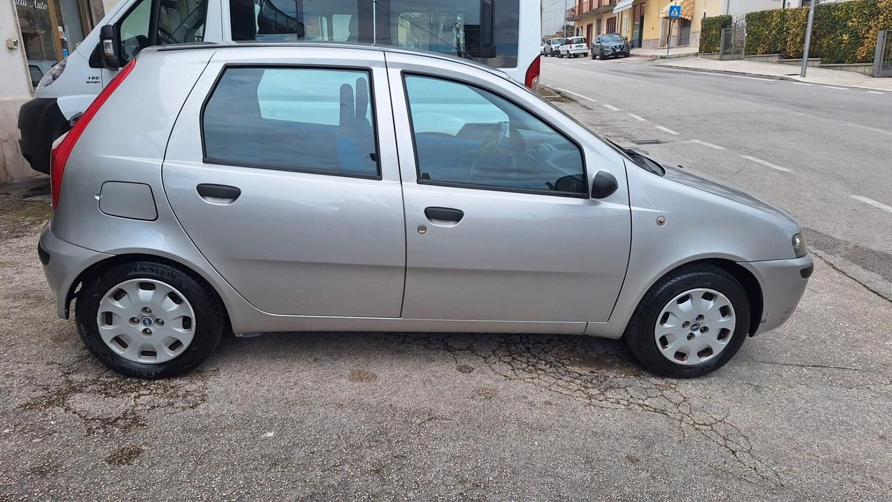 Fiat Punto 1.2 5 porte Active