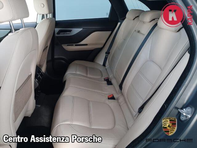 Jaguar F-Pace 2.0 D 180 CV AWD aut. Prestige