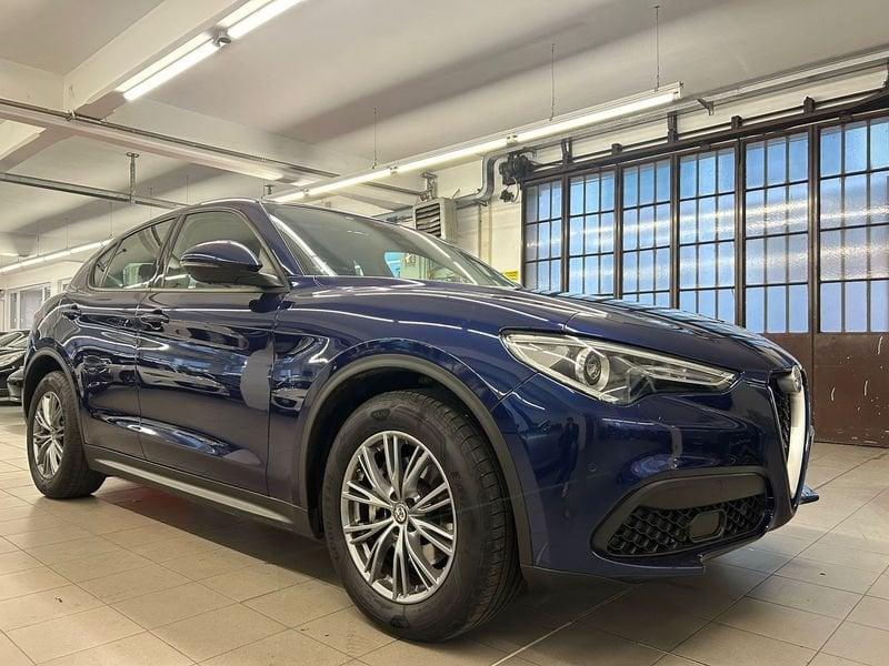 Alfa Romeo Stelvio 2.2 Turbodiesel 160 CV AT8 RWD