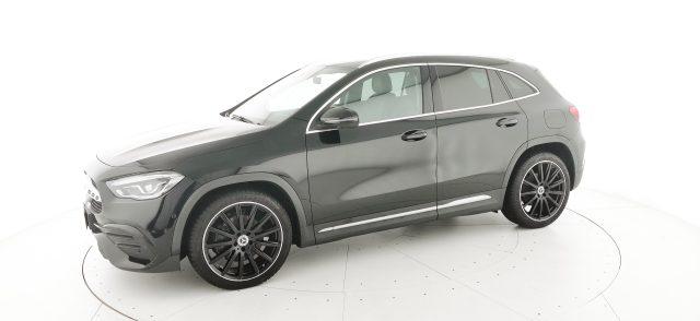 MERCEDES-BENZ GLA 200 d Automatic Premium