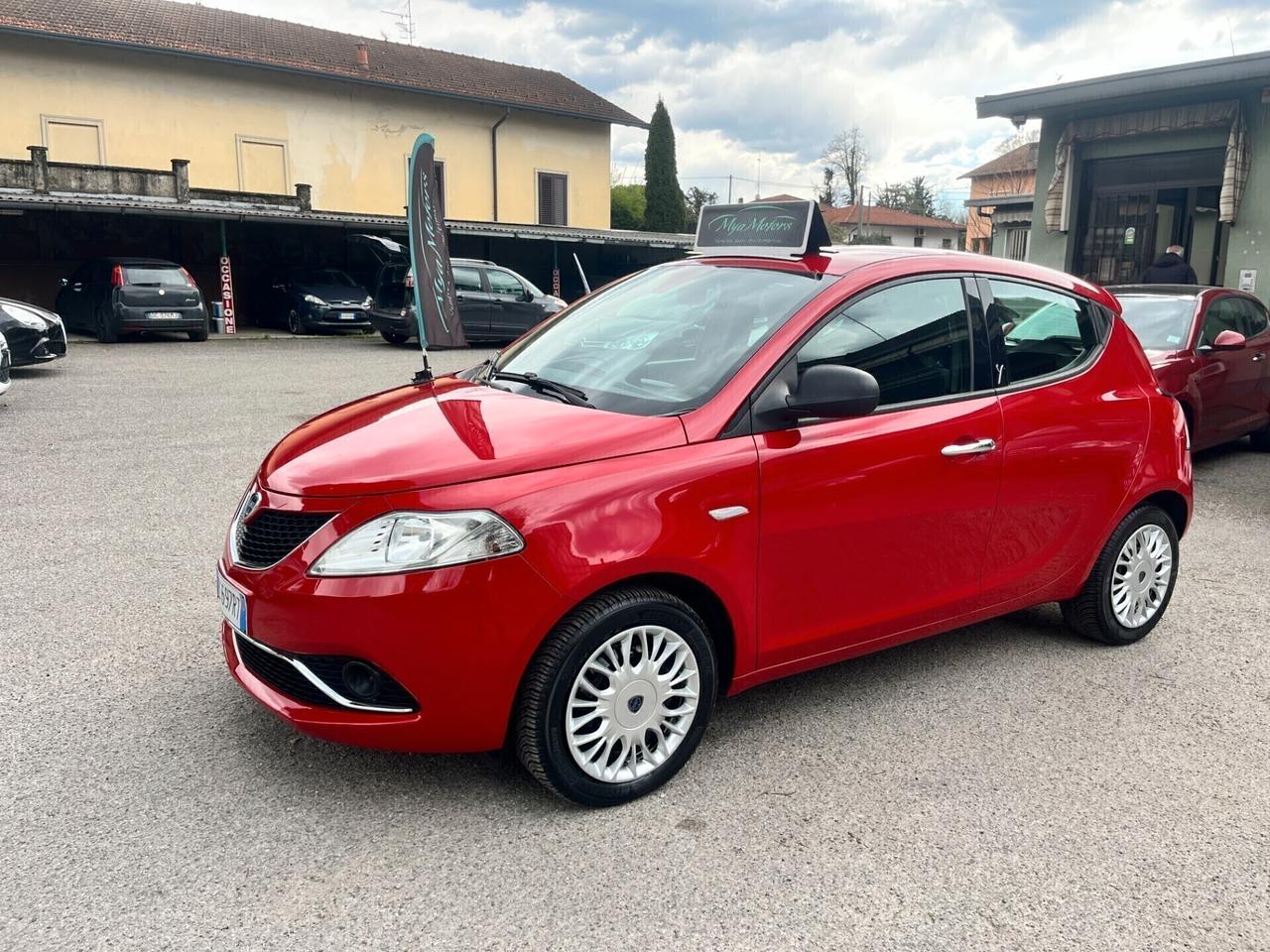 Lancia Ypsilon 1.2 69 CV 5 porte