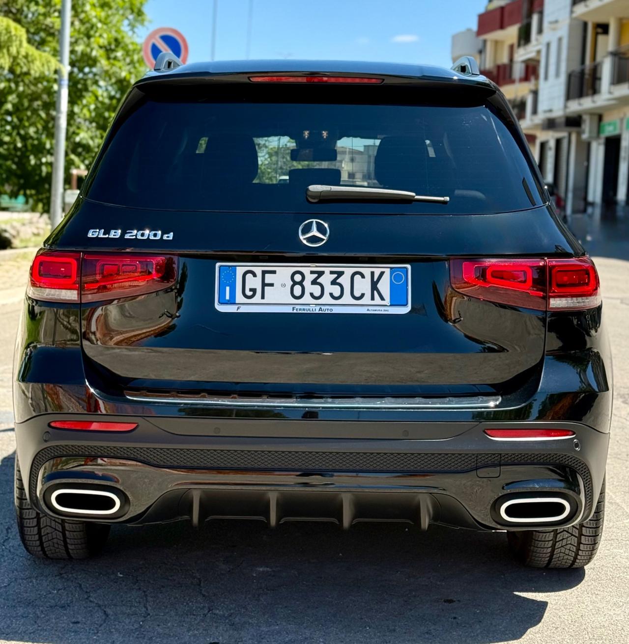 Mercedes Glb 200d Premium Night Edition 150CV