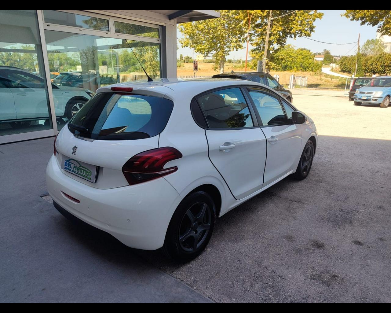 PEUGEOT PureTech 82 5 porte Allure