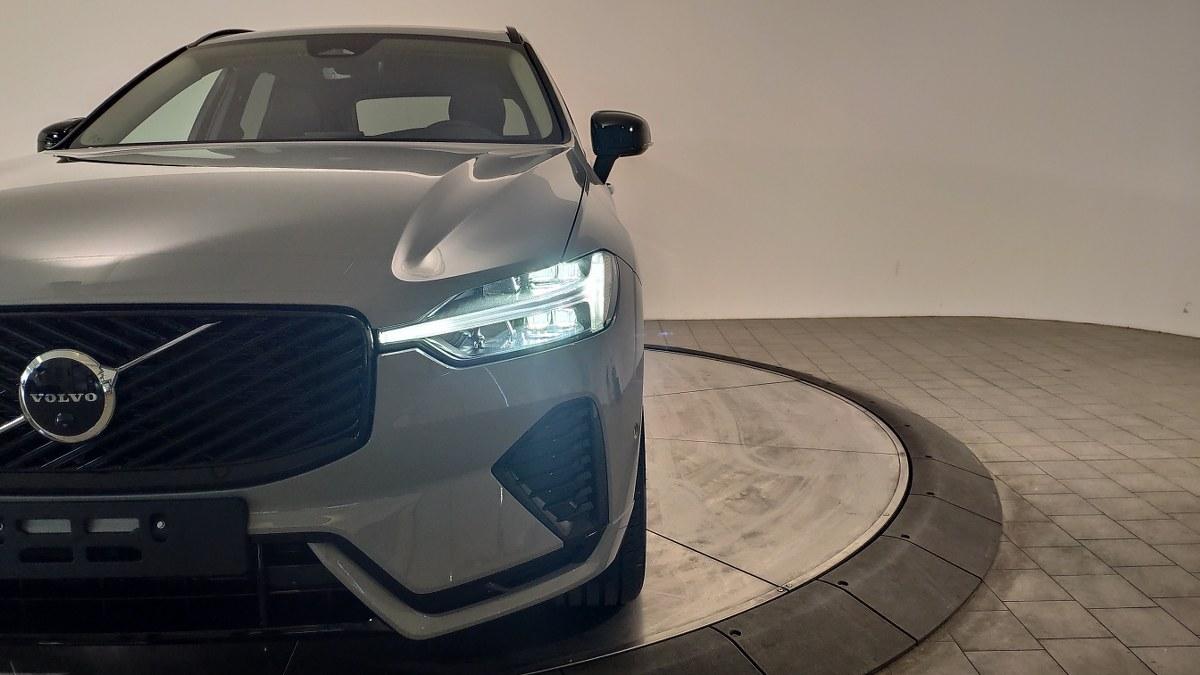 VOLVO Xc60 B5 Mild Hybrid Awd Automatico Plus Dark