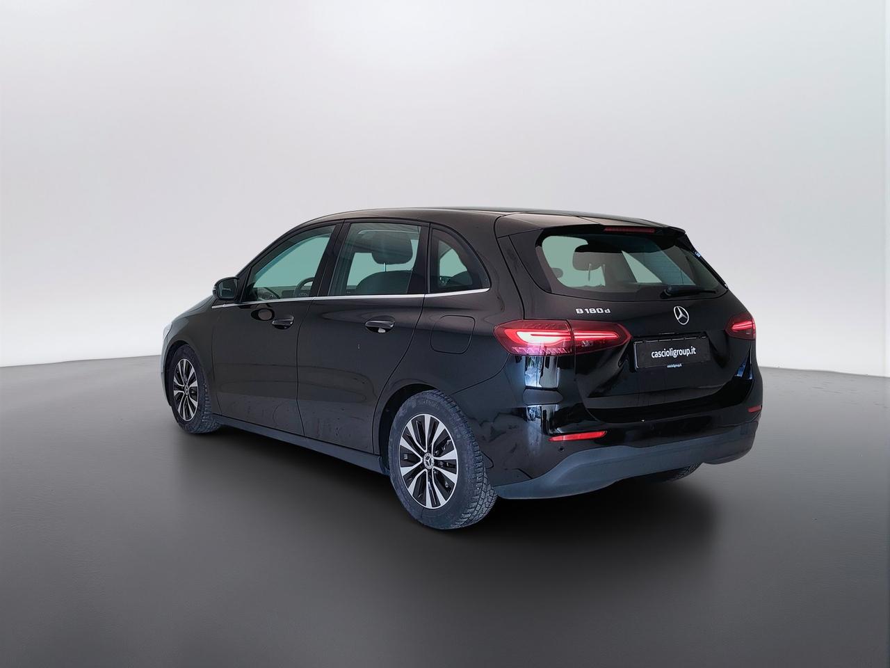 Mercedes-Benz Classe B - W247 2023 - B 180 d Advanced auto