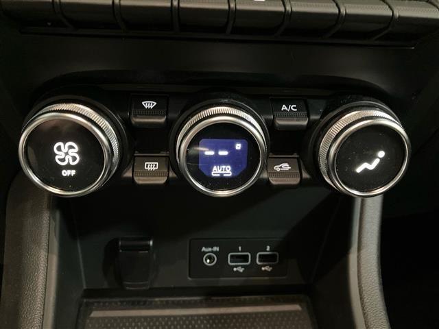 RENAULT Captur 1.6 E-Tech hybrid Techno Fast Track 145cv auto