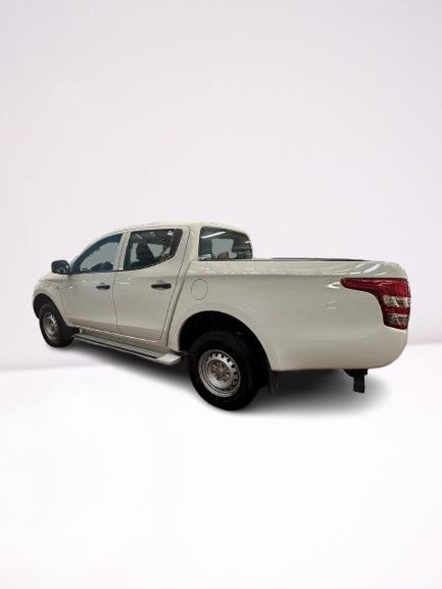 MITSUBISHI L200 2.4 DI-D/154CV Double Cab Invite