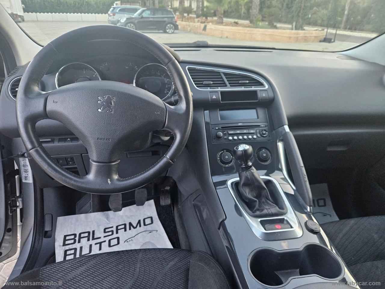 PEUGEOT 3008 1.6 HDi 110 CV Tecno