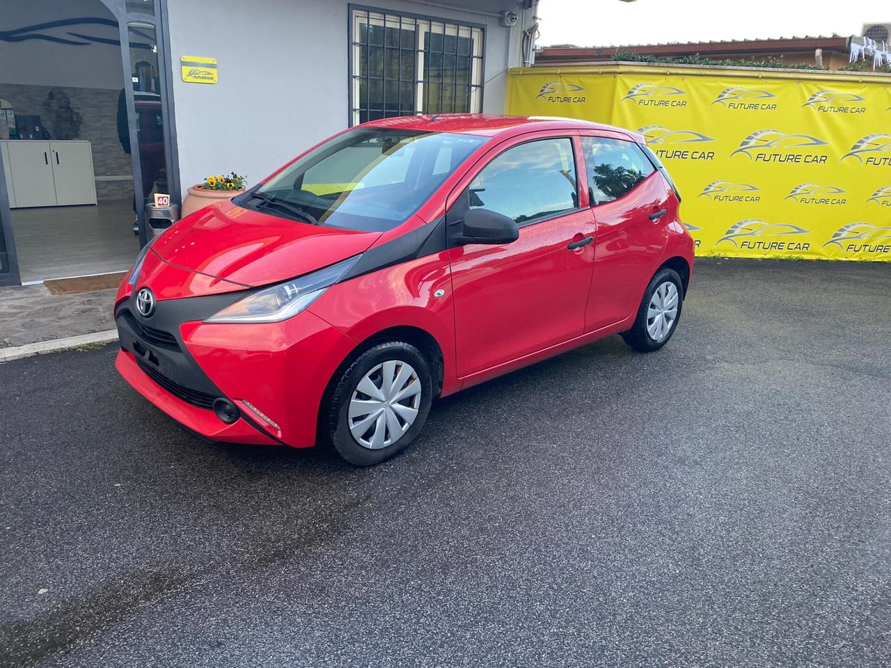 Toyota Aygo 1.0 VVT-i 69 CV 5 porte x-business